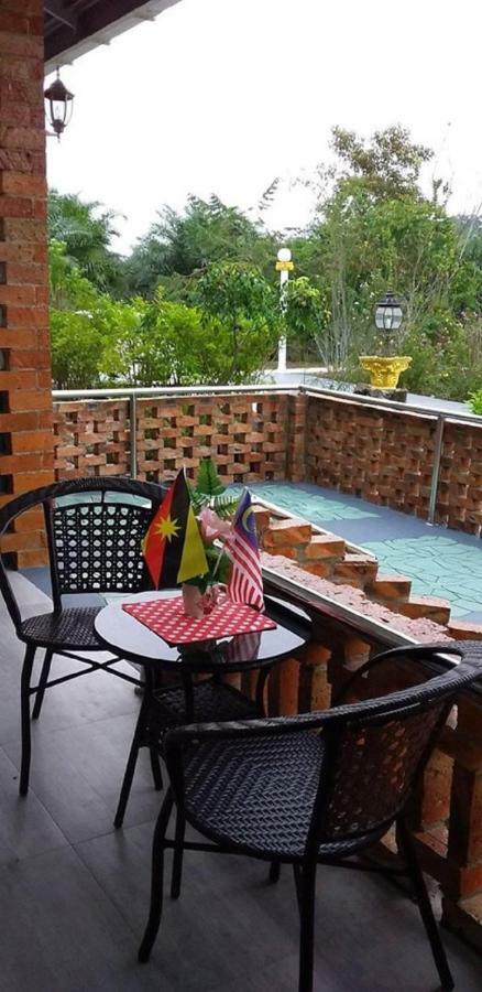 Seri Kenangan Kota Samarahan Exterior foto