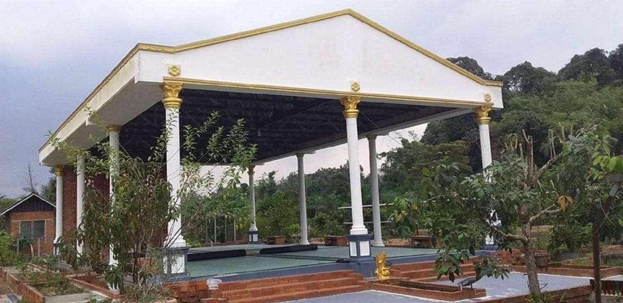 Seri Kenangan Kota Samarahan Exterior foto